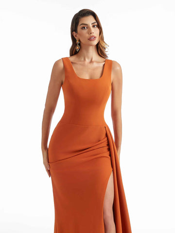 Square Neckline Crepe Dress-Maroon
