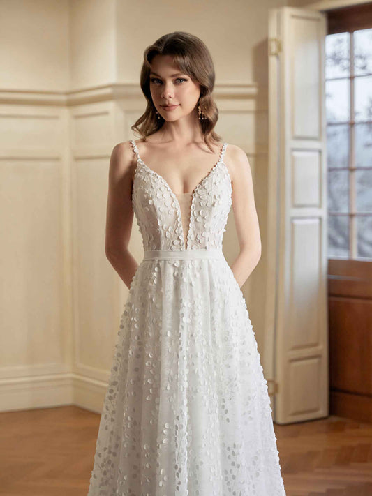 Calinda Spaghetti Straps Lace Wedding Dresses