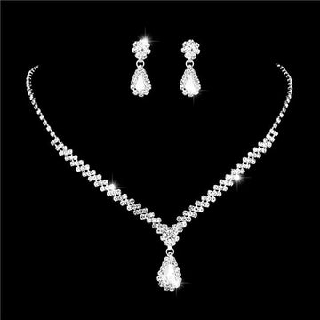 Flash Diamond Tassel Necklace